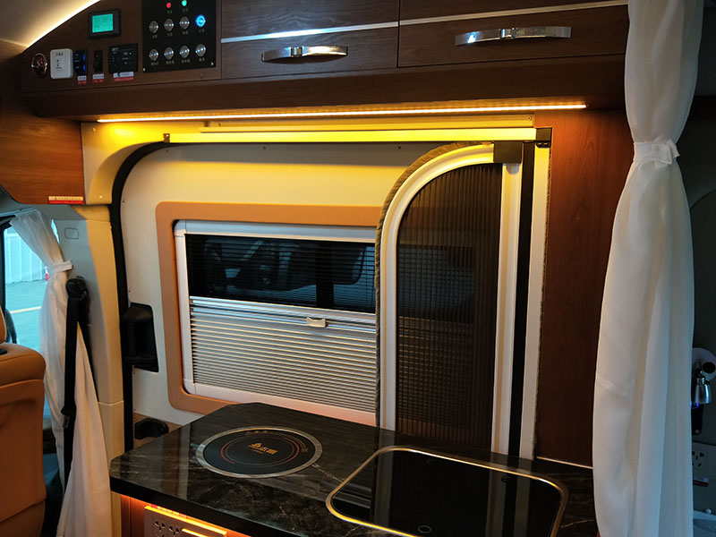 V90加长轴超高顶-抽拉床-吊床