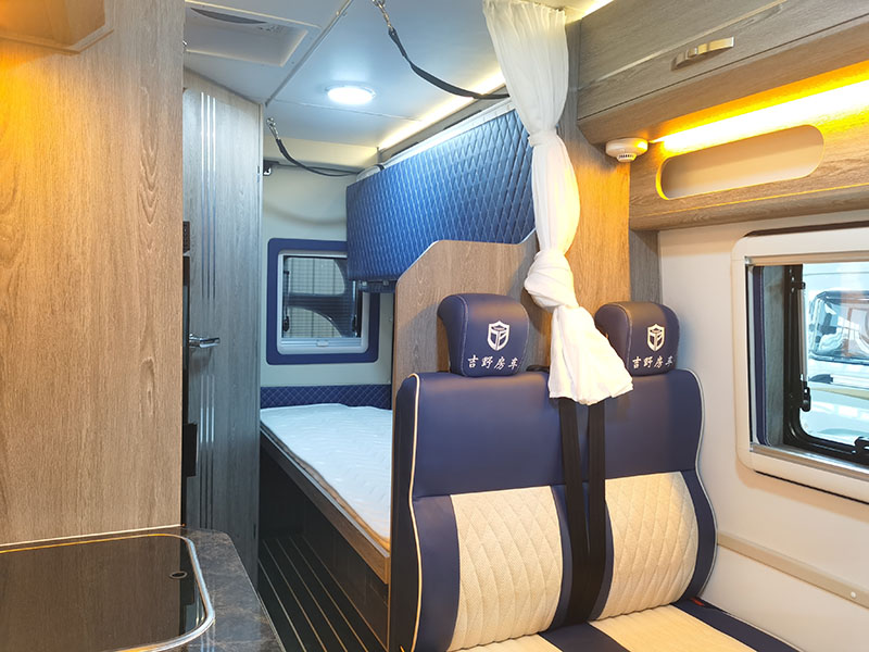 V90加长轴超高顶-后抽拉竖床