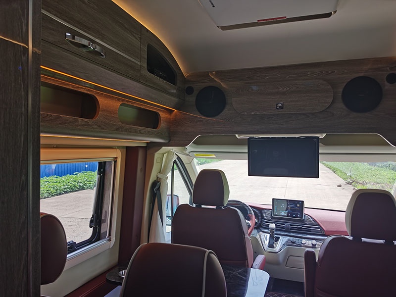 V90加长轴超高顶-后横床-吊床-抽拉卫生间