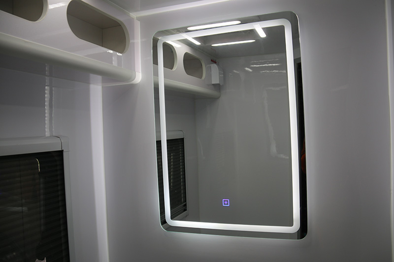 大通V90-C型房车