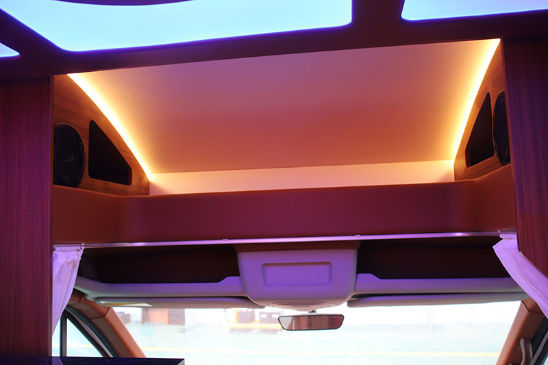 大通V90-C型房车