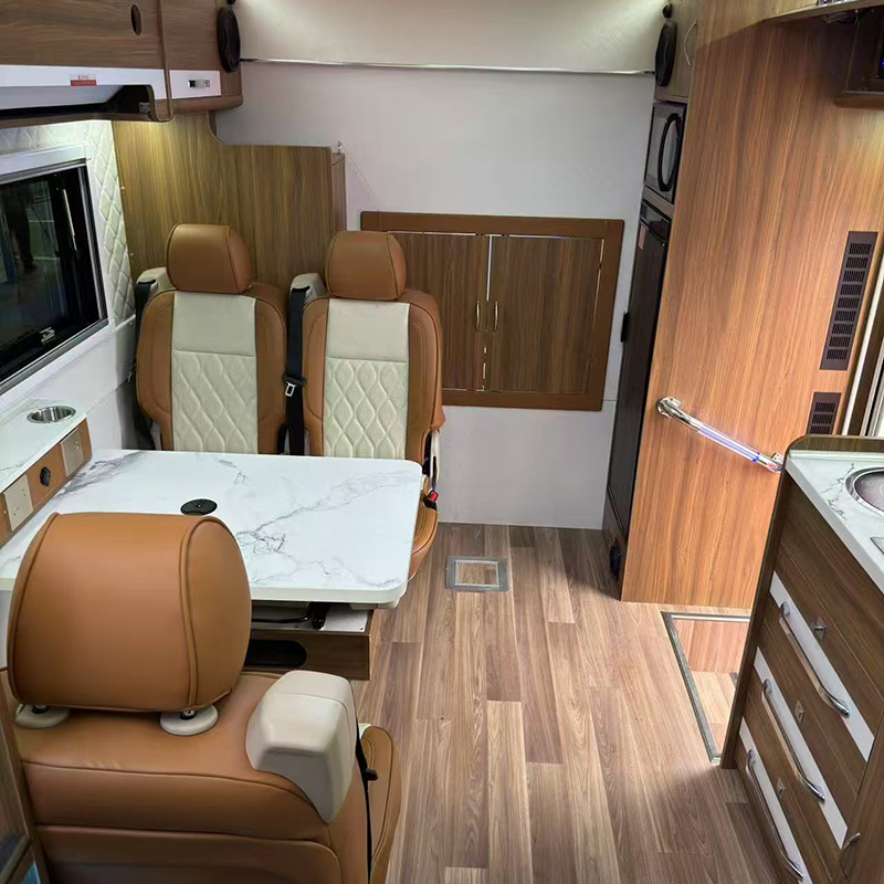 样车吉野豪沃2.5下沉式套娃升顶