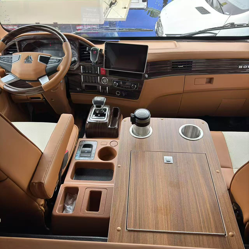 样车吉野豪沃2.5下沉式套娃升顶