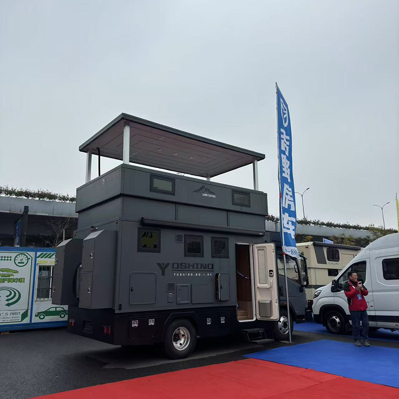 样车吉野豪沃2.5下沉式套娃升顶